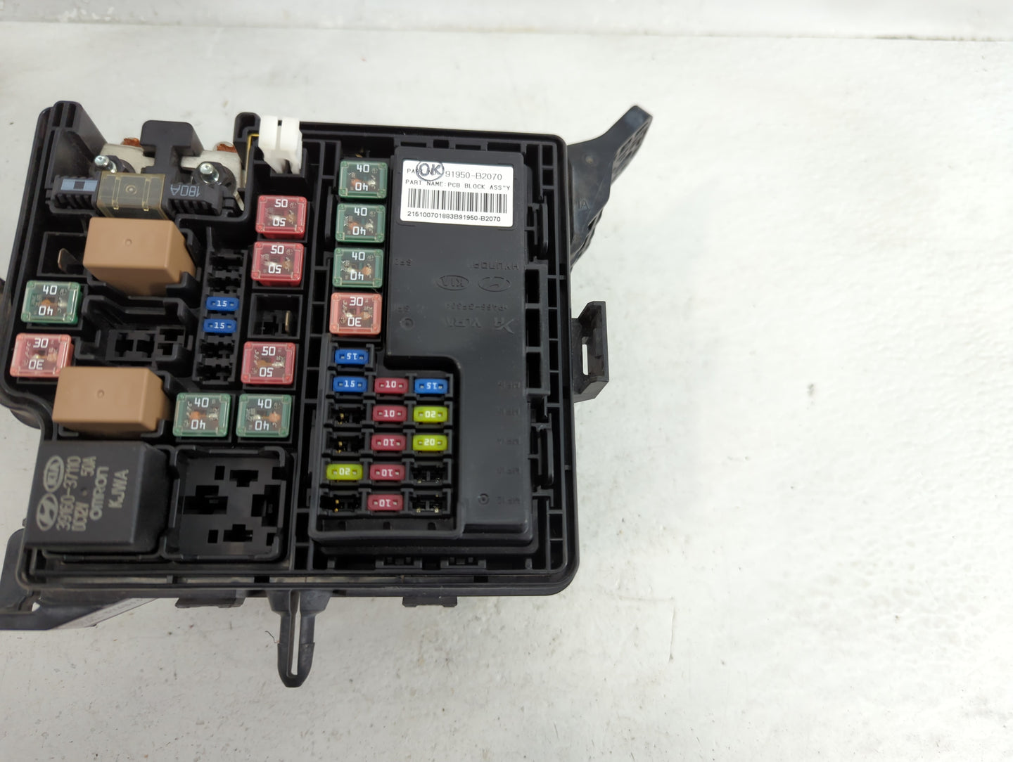 2016 Kia Soul Fusebox Fuse Box Panel Relay Module P/N:91950-b2280 Fits OEM Used Auto Parts - Oemusedautoparts1.com
