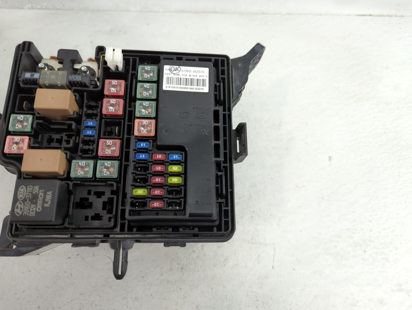 2016 Kia Soul Fusebox Fuse Box Panel Relay Module P/N:91950-b2280 Fits OEM Used Auto Parts - Oemusedautoparts1.com