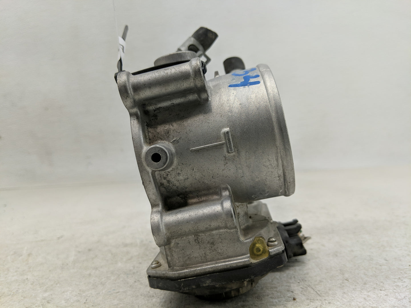 2014-2019 Kia Soul Throttle Body P/N:1512090292 Fits Fits 2011 2012 2013 2014 2015 2016 2017 2018 2019 2020 2021 OEM Used Au