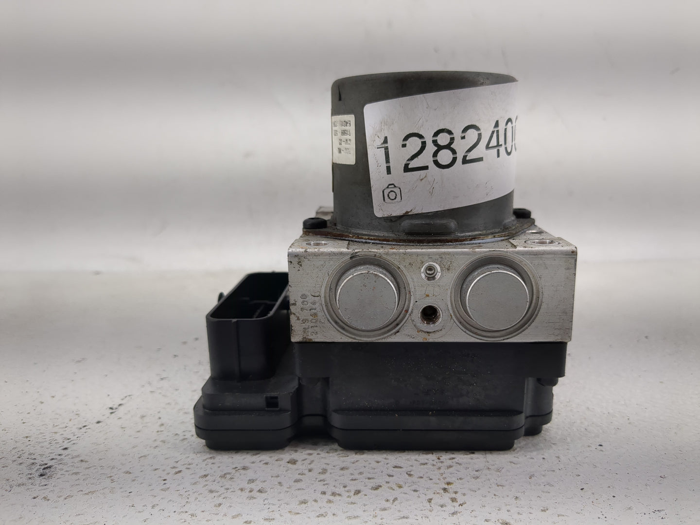 2016 Kia Soul ABS Pump Control Module Replacement P/N:58900-B2720 Fits OEM Used Auto Parts - Oemusedautoparts1.com