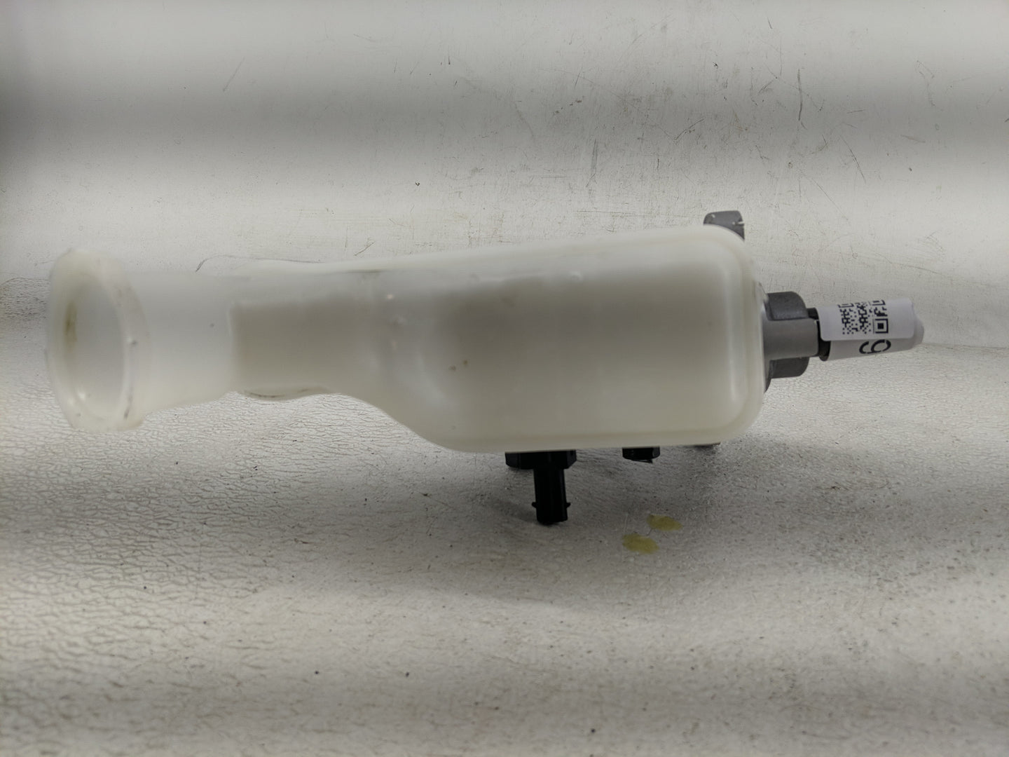 2014-2016 Kia Soul Brake Master Cylinder 1290053 - Oemusedautoparts1.com