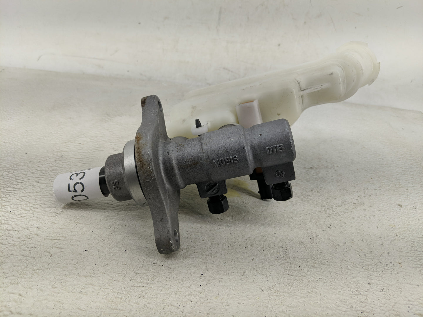 2014-2016 Kia Soul Brake Master Cylinder 1290053 - Oemusedautoparts1.com