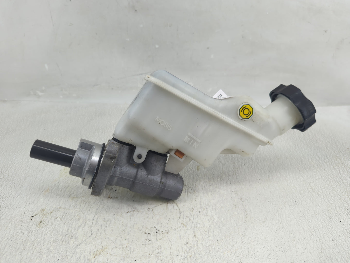 2014-2016 Kia Soul Brake Master Cylinder - Oemusedautoparts1.com