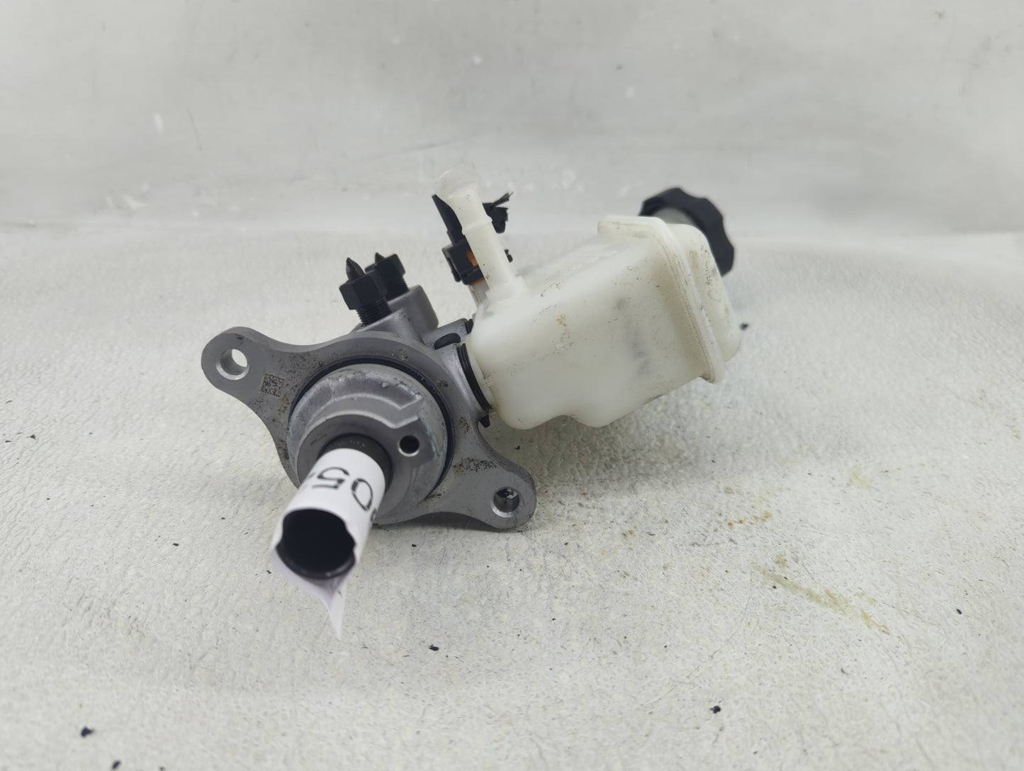 2014-2016 Kia Soul Brake Master Cylinder - Oemusedautoparts1.com