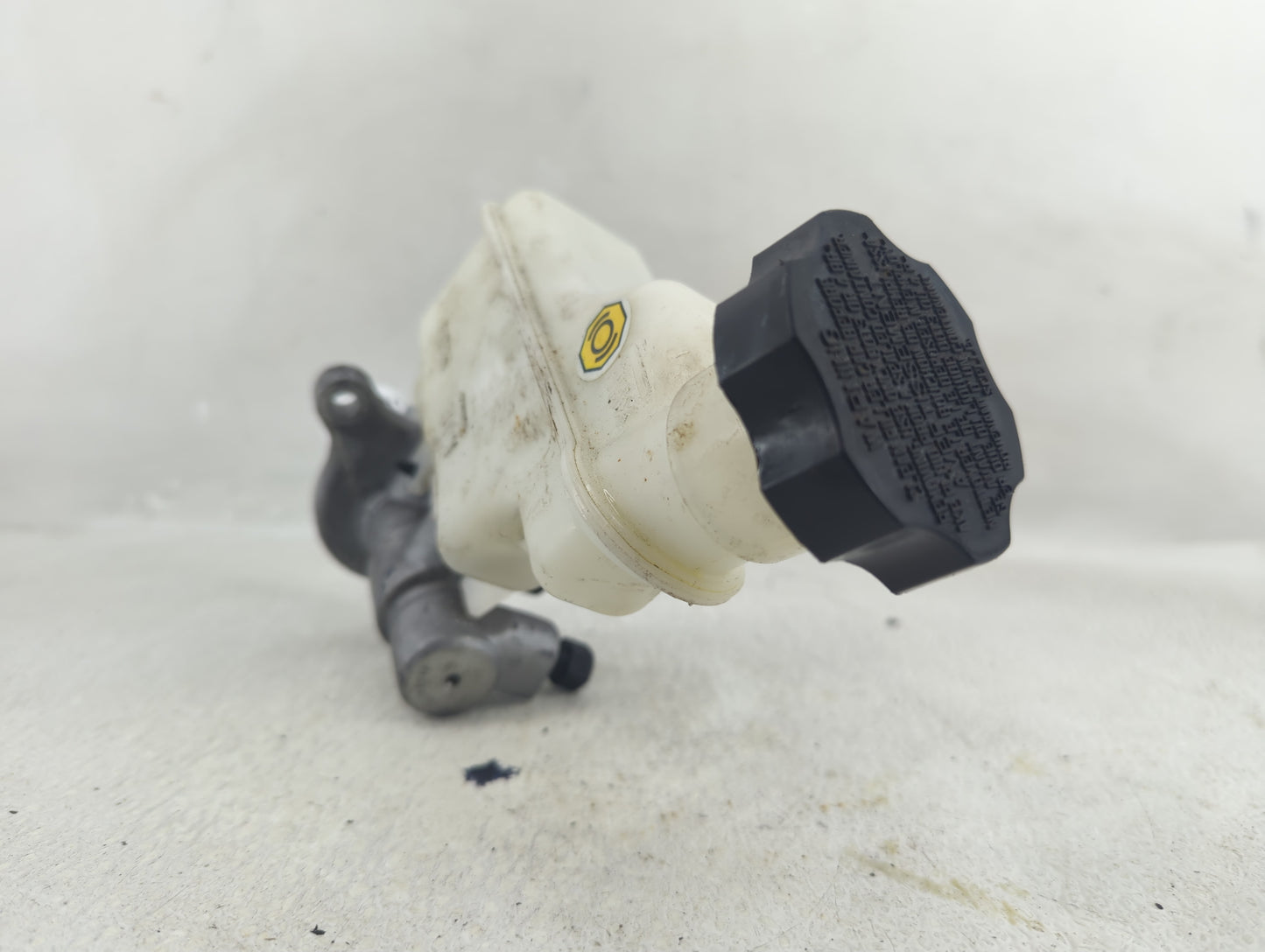 2014-2016 Kia Soul Brake Master Cylinder - Oemusedautoparts1.com