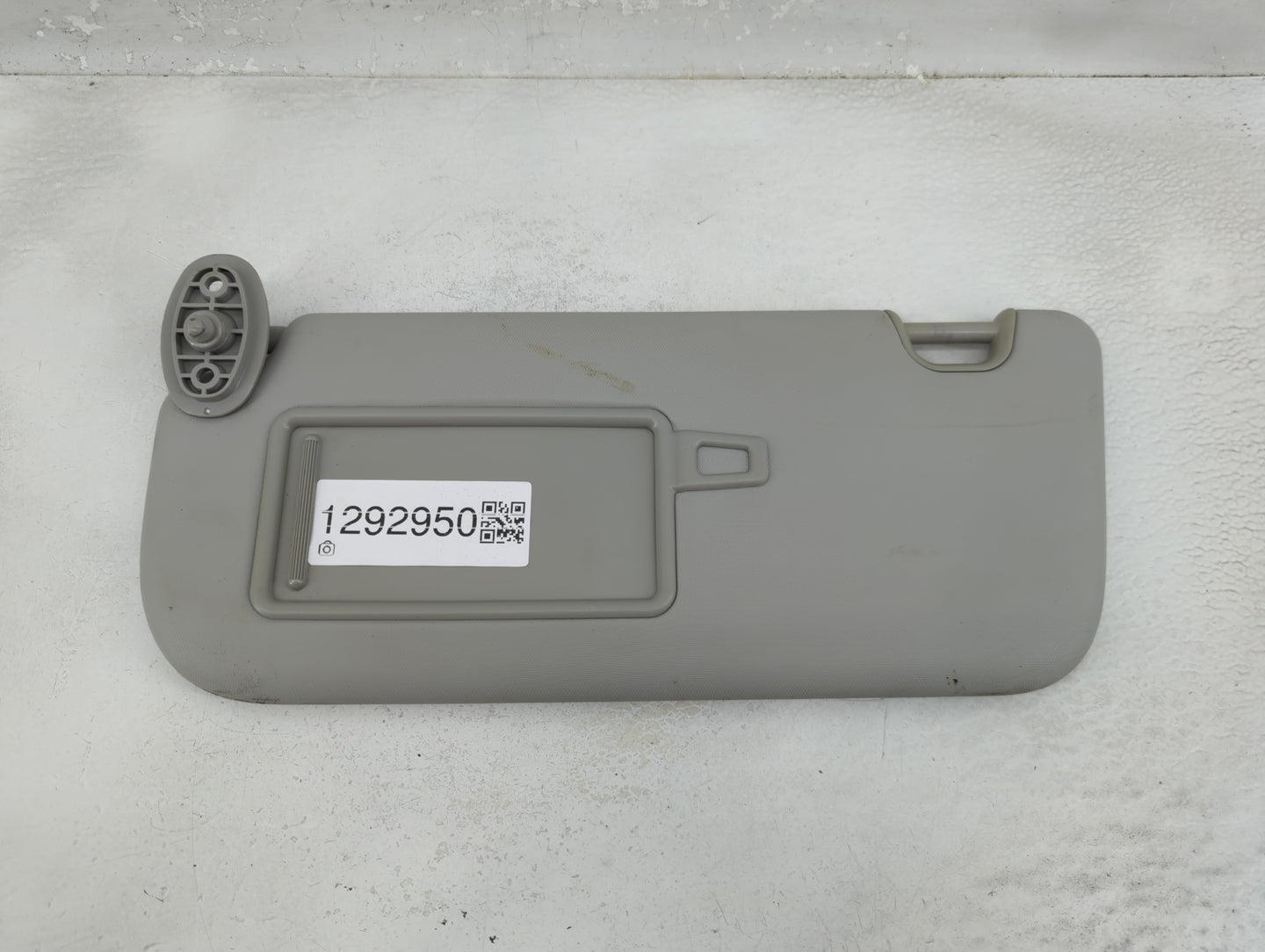 2014-2019 Kia Soul Sun Visor Shade Replacement Driver Left Mirror Fits Fits 2014 2015 2016 2017 2018 2019 OEM Used Auto Part