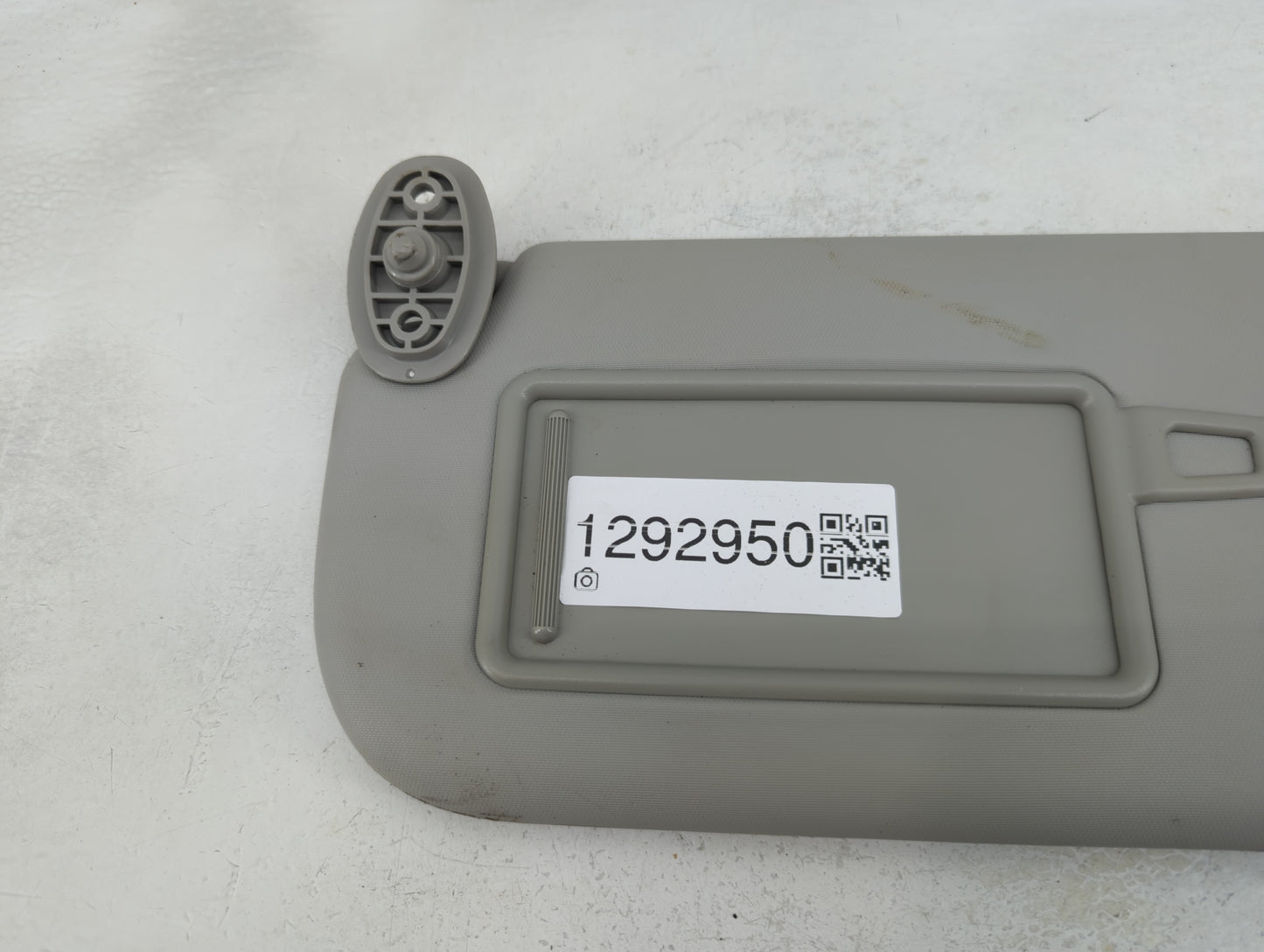 2014-2019 Kia Soul Sun Visor Shade Replacement Driver Left Mirror Fits Fits 2014 2015 2016 2017 2018 2019 OEM Used Auto Part