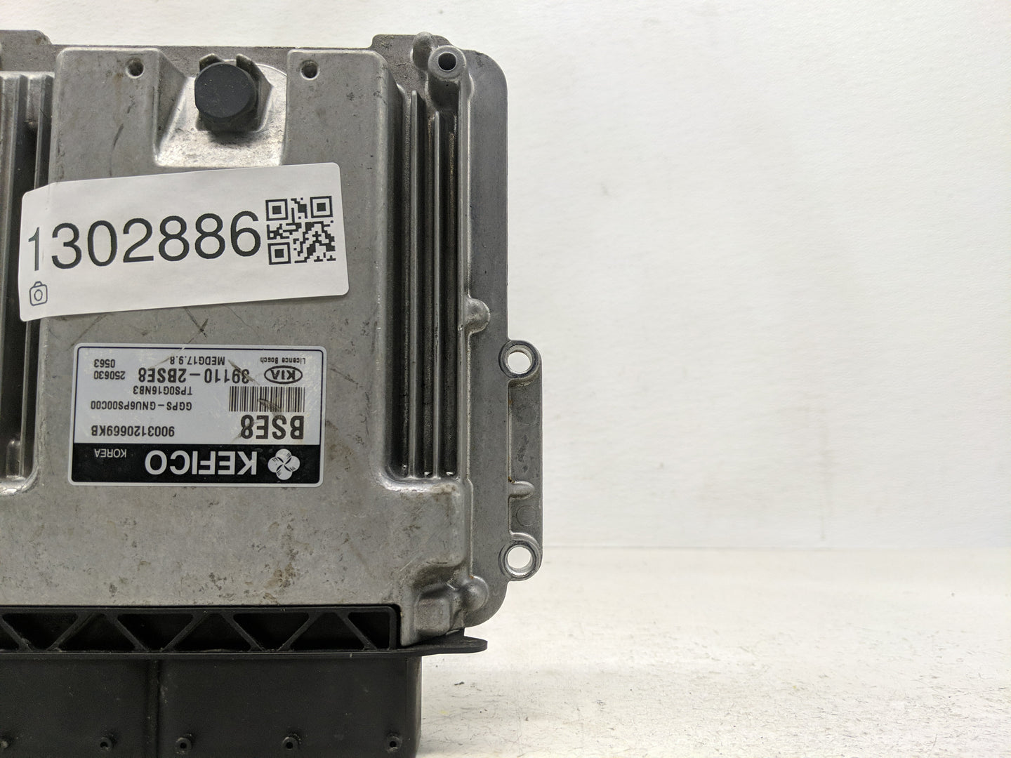 2016 Kia Soul PCM Engine Control Computer ECU ECM PCU OEM P/N:39110-2BSE8 Fits OEM Used Auto Parts - Oemusedautoparts1.com