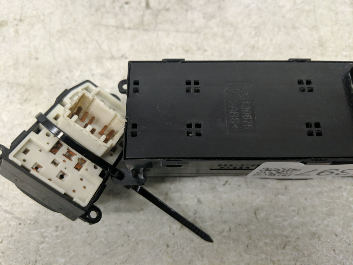 2014-2016 Kia Soul Master Power Window Switch Replacement Driver Side Left P/N:93570-2K010 Fits Fits 2014 2015 2016 OEM Used