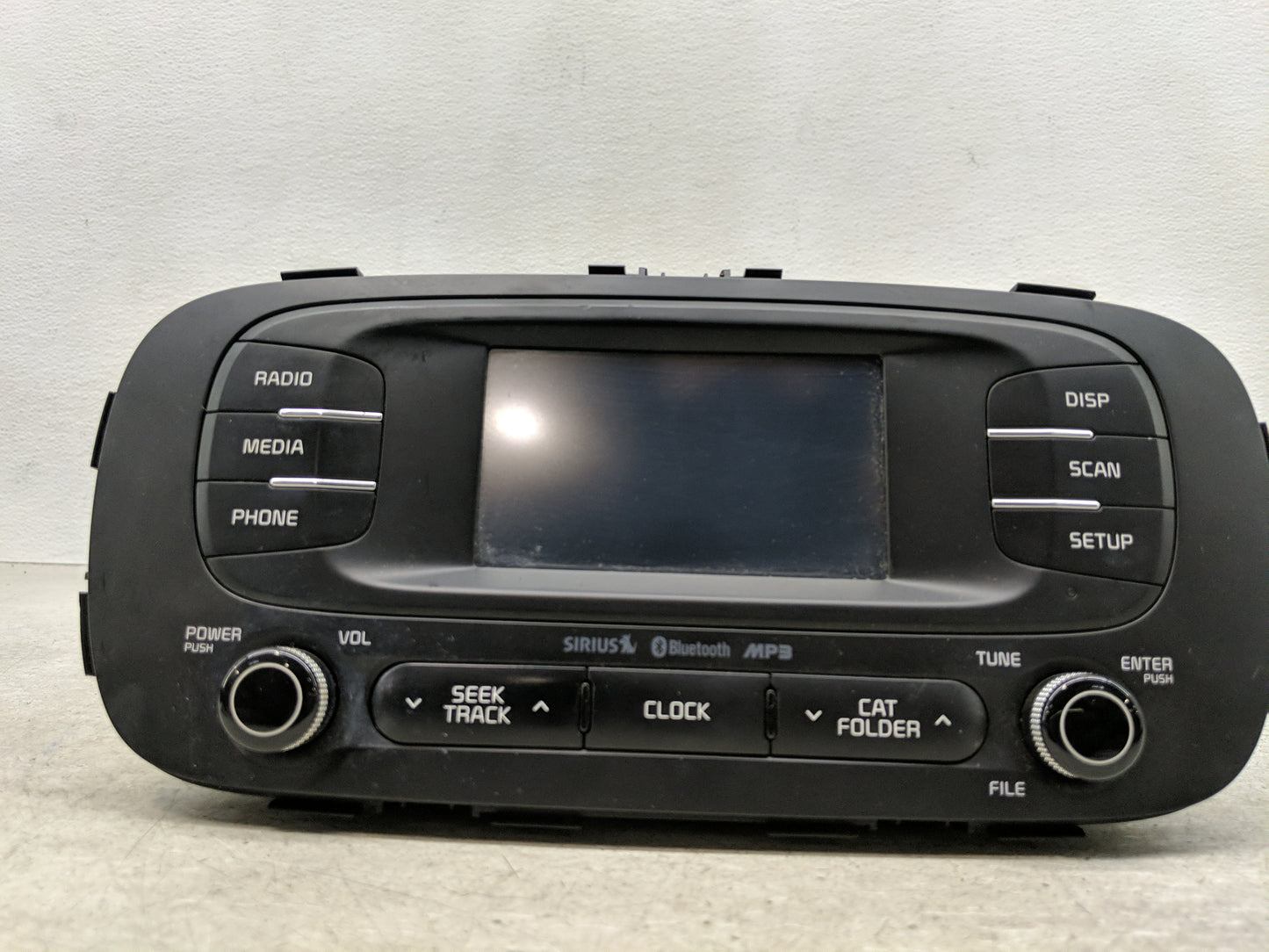 2015-2016 Kia Soul Radio AM FM Cd Player Receiver Replacement P/N:96180B2200CA Fits Fits 2015 2016 OEM Used Auto Parts - Oem