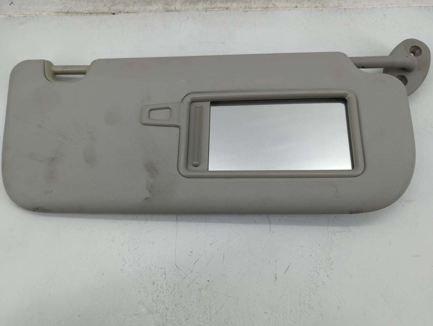 2014-2019 Kia Soul Sun Visor Shade Replacement Passenger Right Mirror Fits Fits 2014 2015 2016 2017 2018 2019 OEM Used Auto 