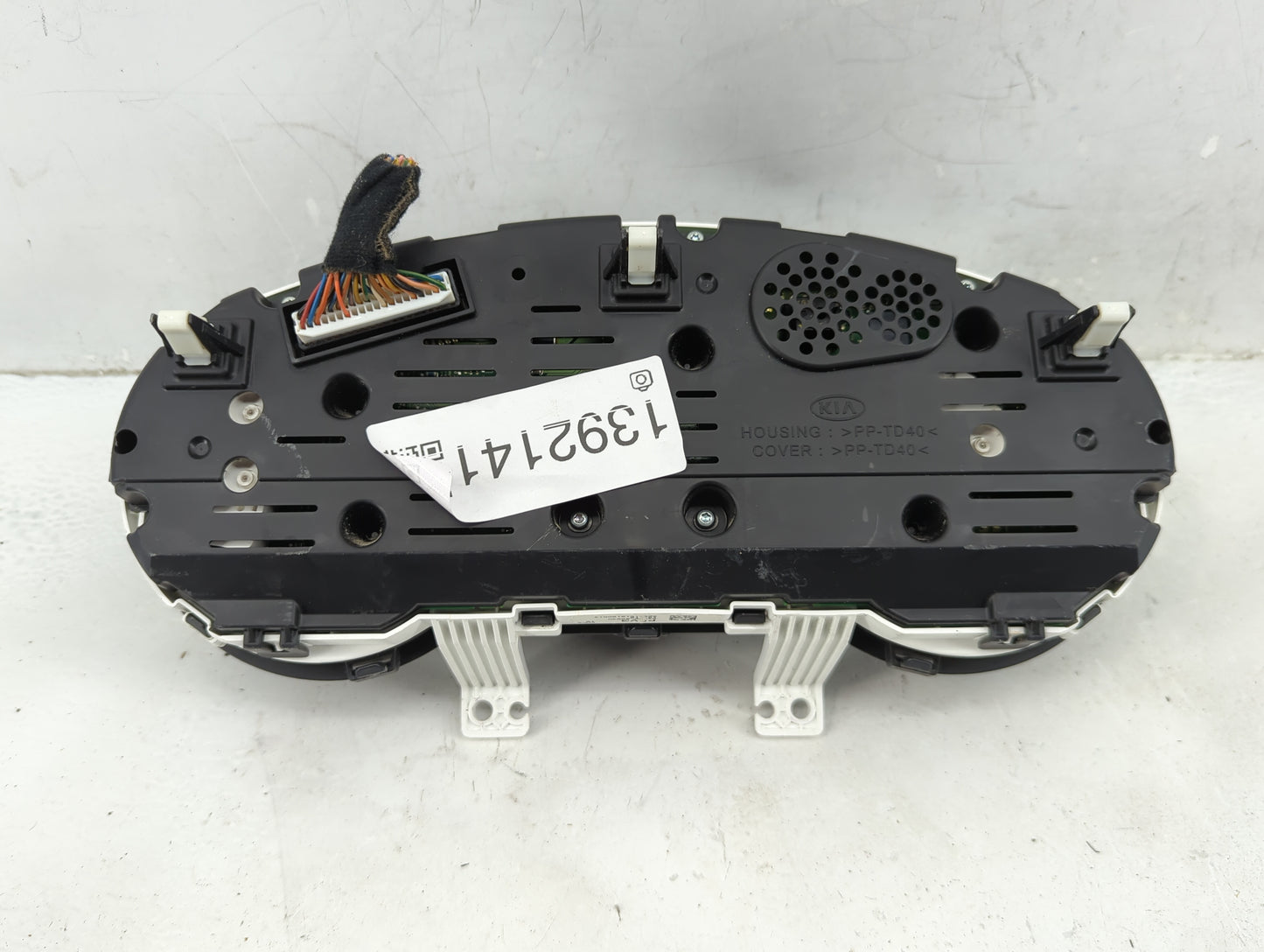 2016 Kia Soul Instrument Cluster Speedometer Gauges P/N:94006-B2630 Fits OEM Used Auto Parts - Oemusedautoparts1.com