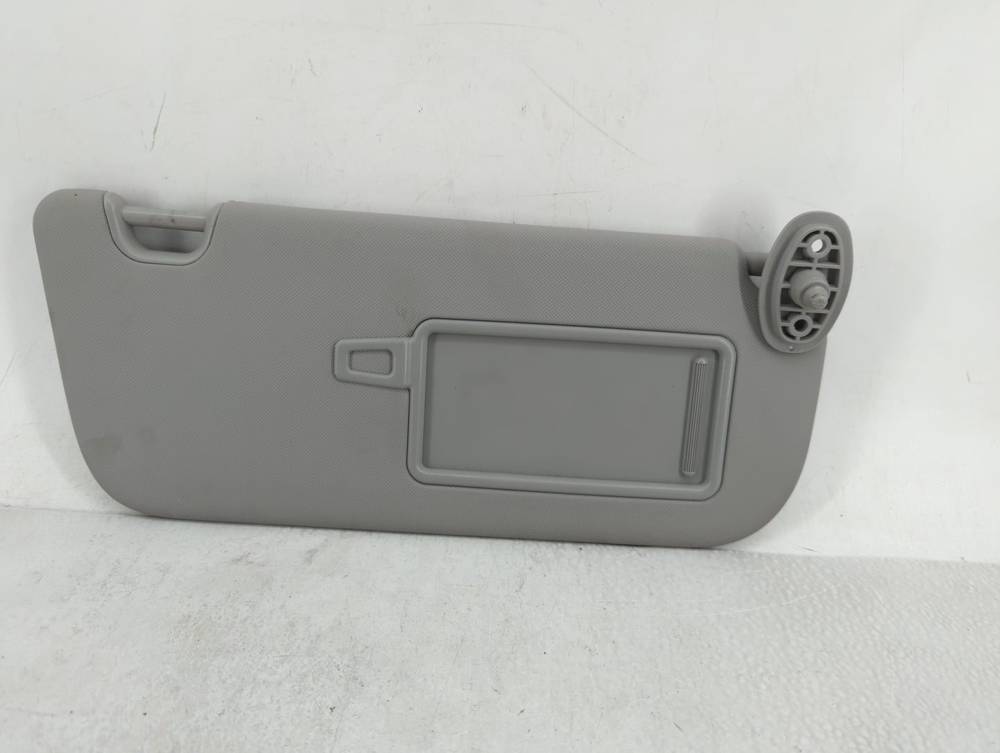 2015-2019 Kia Soul Sun Visor Shade Replacement Passenger Right Mirror Fits Fits 2015 2016 2017 2018 2019 OEM Used Auto Parts