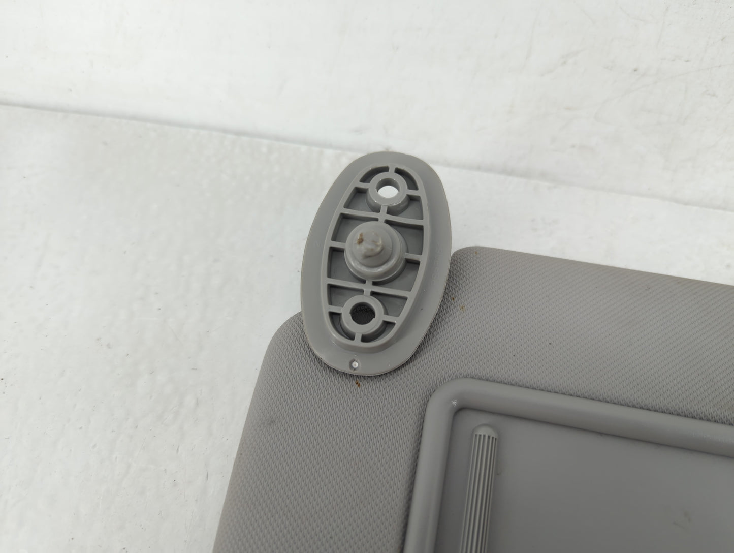 2015-2019 Kia Soul Sun Visor Shade Replacement Passenger Right Mirror Fits Fits 2015 2016 2017 2018 2019 OEM Used Auto Parts