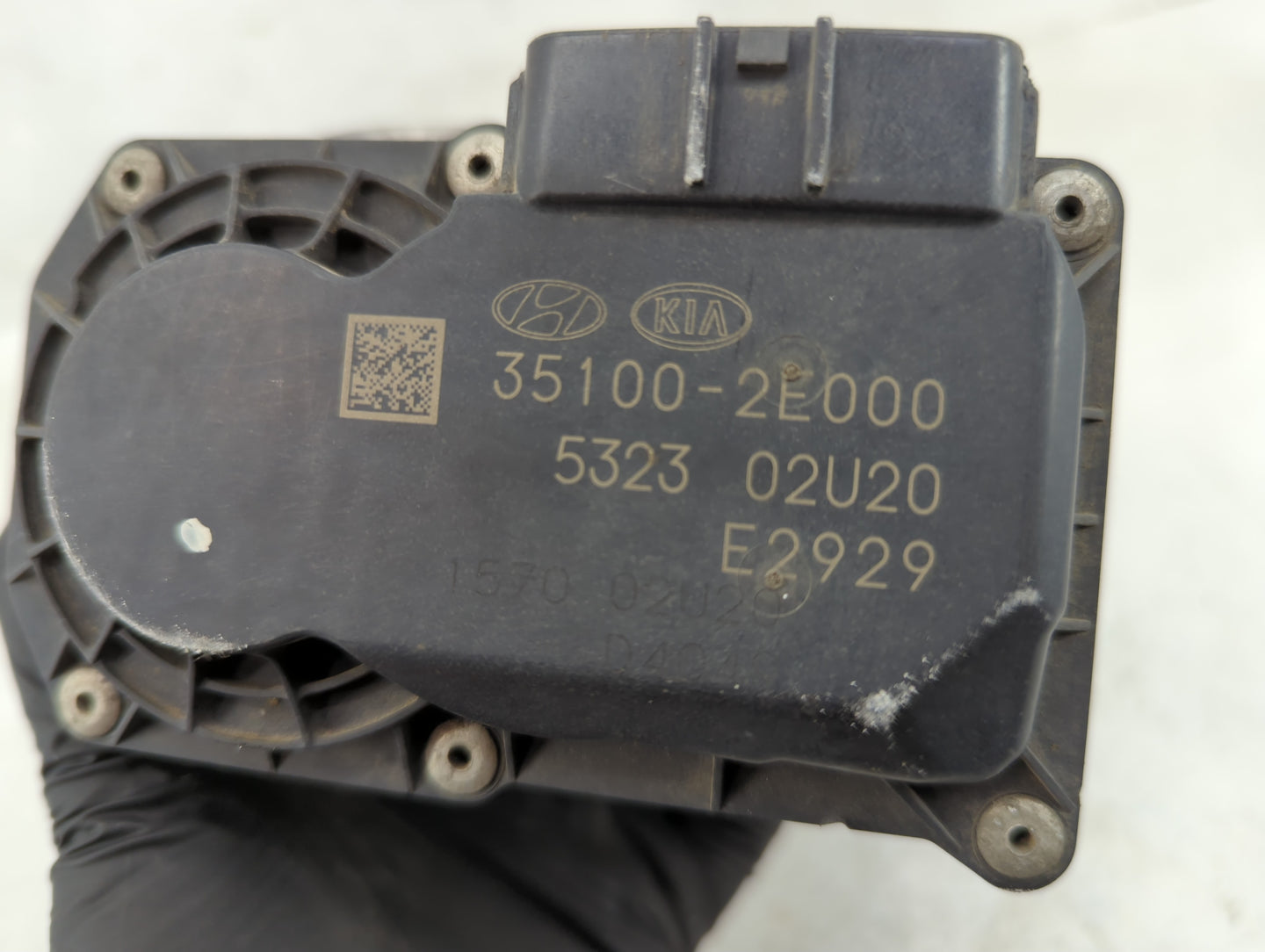 2014-2019 Kia Soul Throttle Body P/N:35100-2E000 Fits Fits 2011 2012 2013 2014 2015 2016 2017 2018 2019 2020 2021 OEM Used A