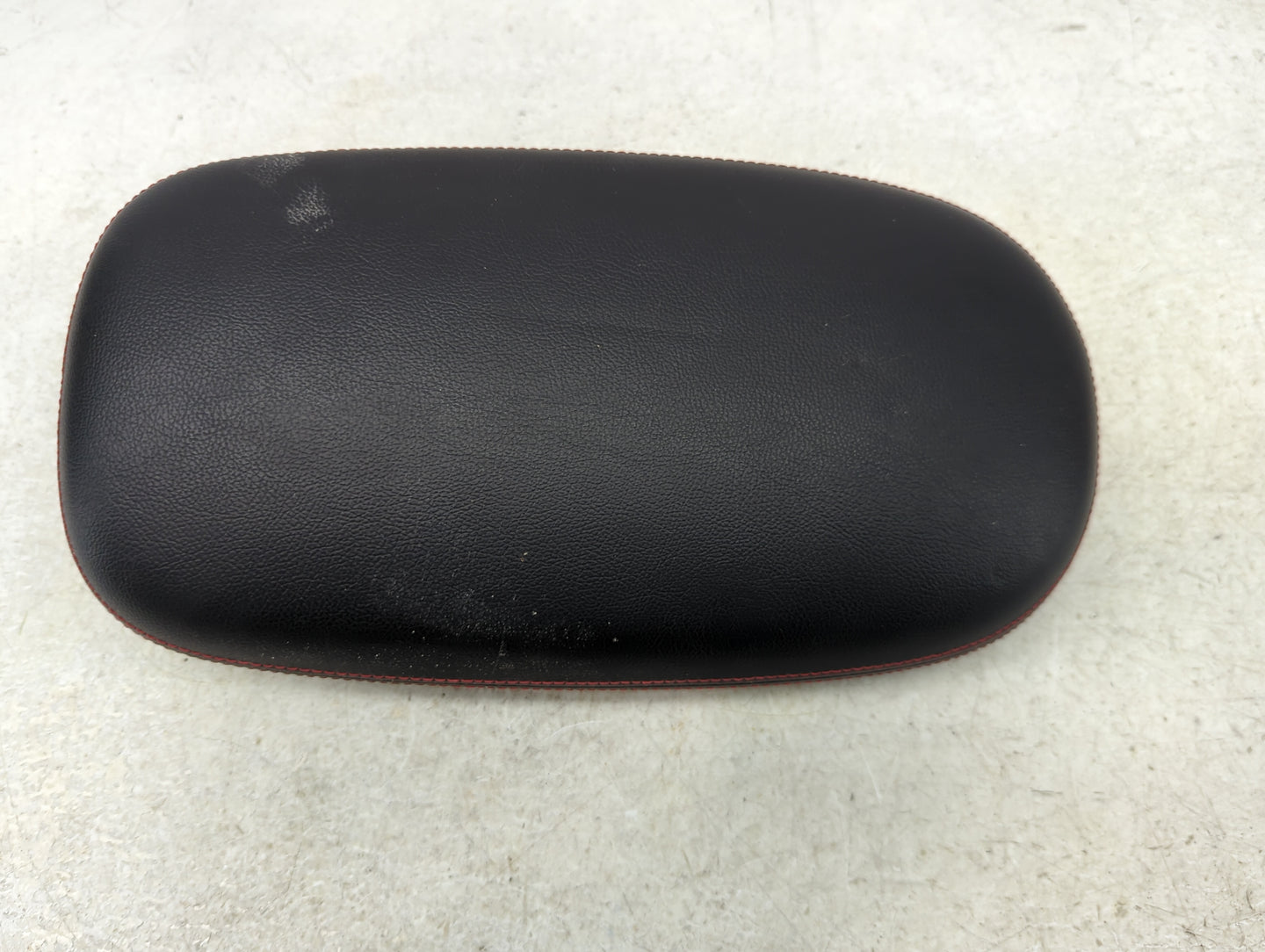 2016 Kia Soul Center Console Armrest Cover Lid Fits OEM Used Auto Parts - Oemusedautoparts1.com