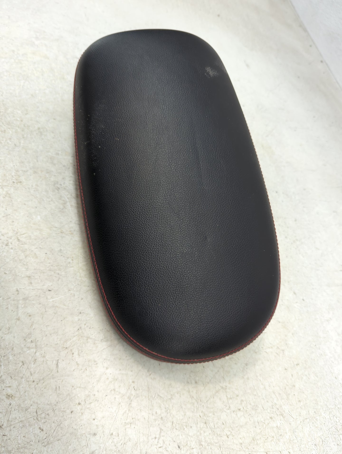 2016 Kia Soul Center Console Armrest Cover Lid Fits OEM Used Auto Parts - Oemusedautoparts1.com