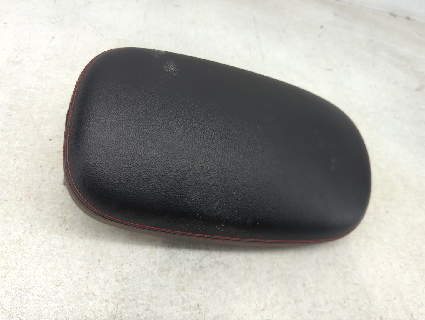 2016 Kia Soul Center Console Armrest Cover Lid Fits OEM Used Auto Parts - Oemusedautoparts1.com