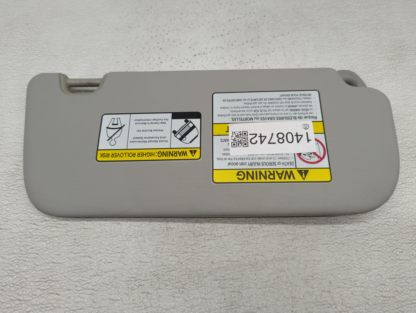 2014-2019 Kia Soul Sun Visor Shade Replacement Driver Left Mirror Fits Fits 2014 2015 2016 2017 2018 2019 OEM Used Auto Part