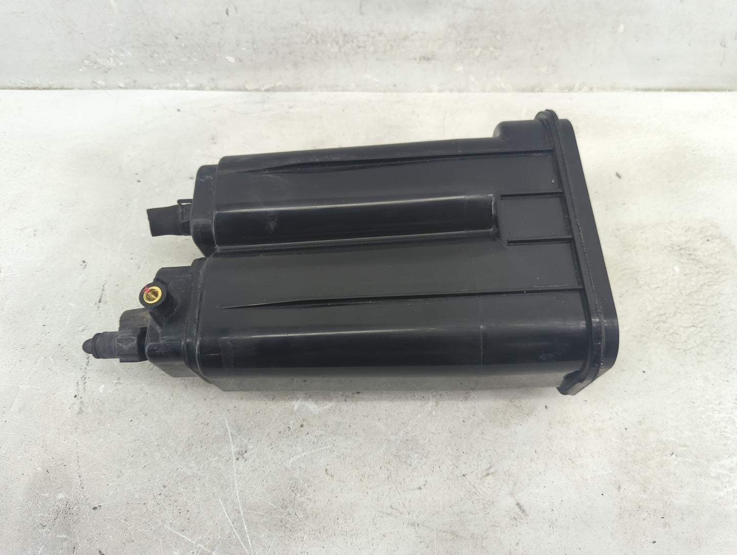 2016 Kia Soul Fuel Vapor Charcoal Canister 1410835 - Oemusedautoparts1.com