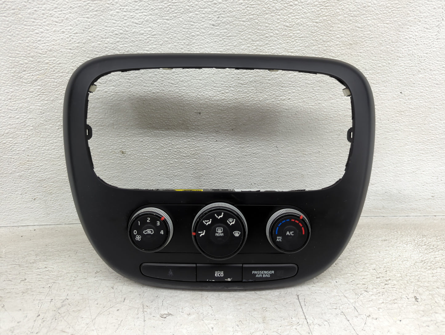 2014-2016 Kia Soul Climate Control Module Temperature AC/Heater Replacement P/N:97250-B2XXX Fits Fits 2014 2015 2016 OEM Use