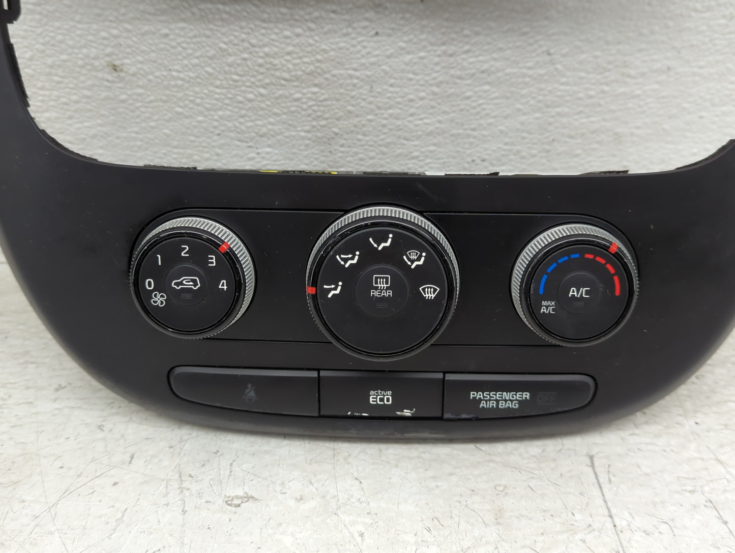 2014-2016 Kia Soul Climate Control Module Temperature AC/Heater Replacement P/N:97250-B2XXX Fits Fits 2014 2015 2016 OEM Use