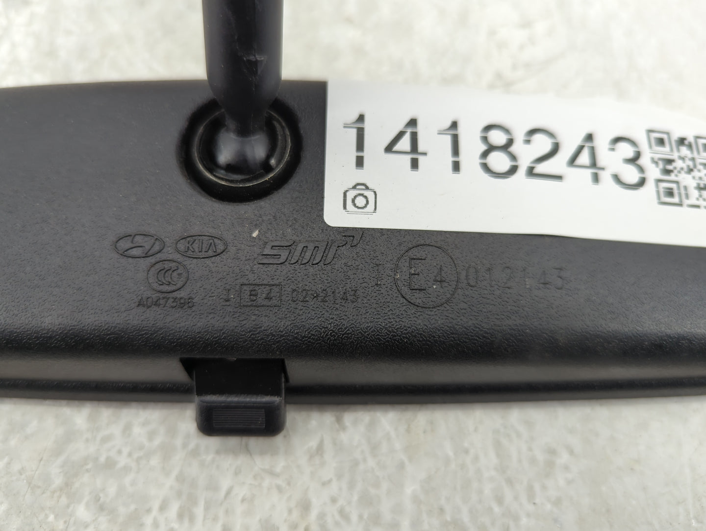 2010-2021 Kia Soul Interior Rear View Mirror Replacement OEM P/N:A047396 Fits OEM Used Auto Parts - Oemusedautoparts1.com