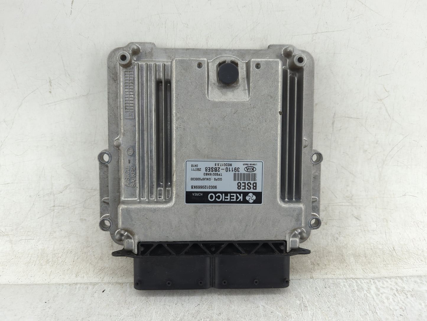 2016 Kia Soul PCM Engine Control Computer ECU ECM PCU OEM P/N:39110-2BSE8 Fits OEM Used Auto Parts - Oemusedautoparts1.com