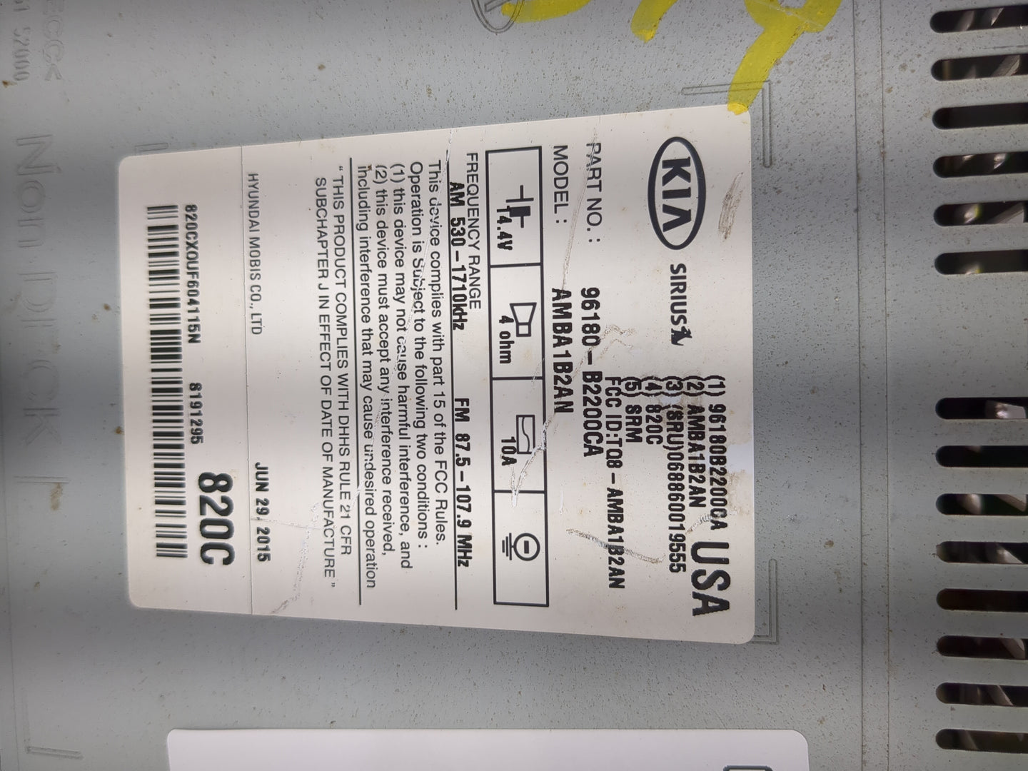 2014-2016 Kia Soul Radio AM FM Cd Player Receiver Replacement P/N:96180-B2200CA Fits Fits 2014 2015 2016 OEM Used Auto Parts