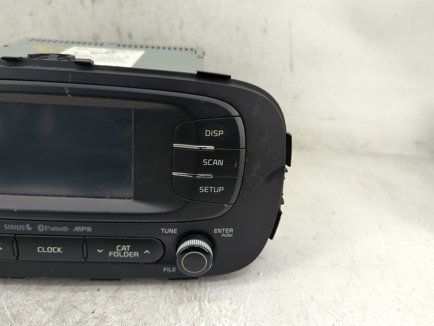 2015-2016 Kia Soul Radio AM FM Cd Player Receiver Replacement P/N:96180-B2200CA Fits Fits 2015 2016 OEM Used Auto Parts - Oe