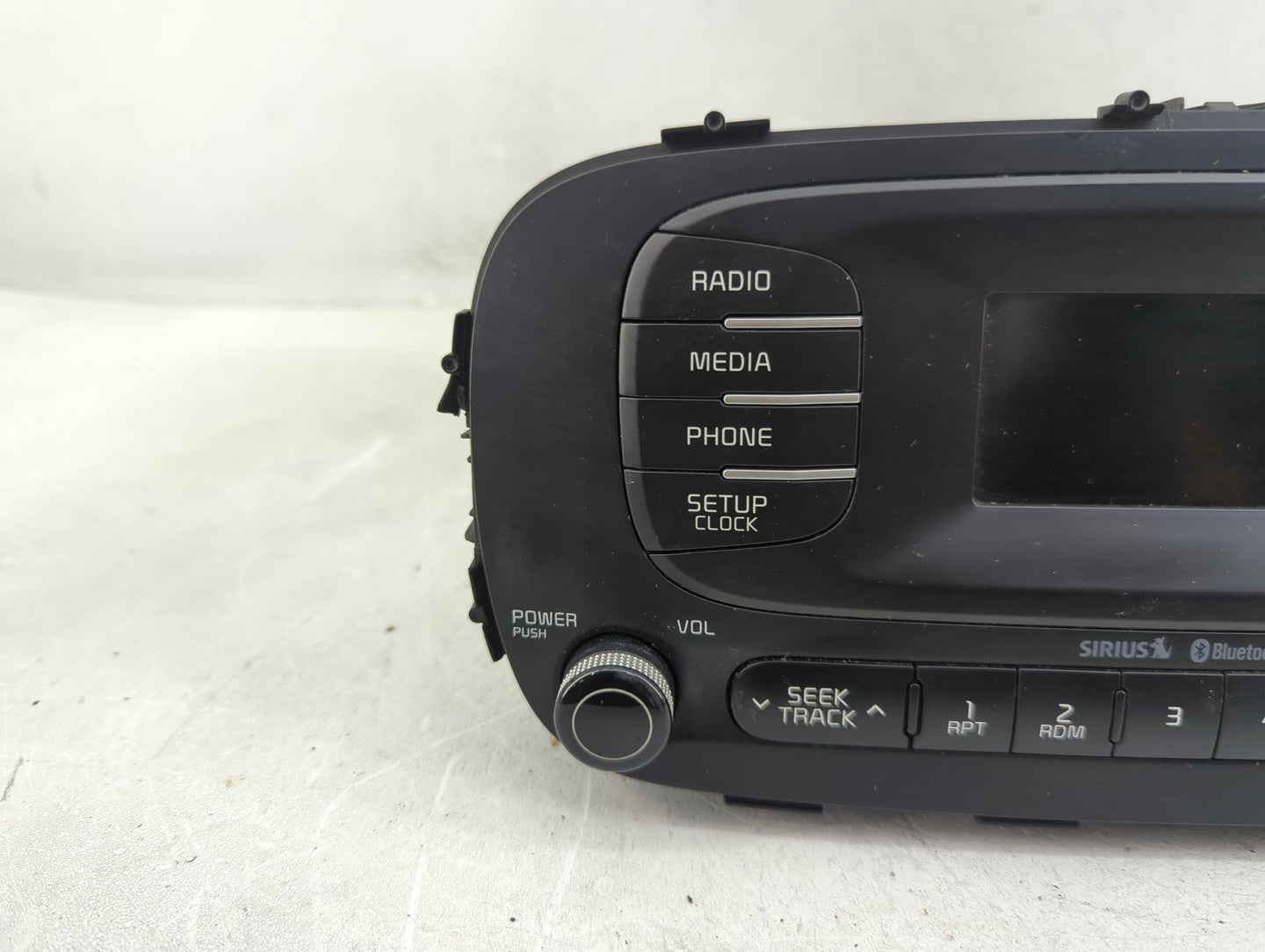 2014-2016 Kia Soul Radio AM FM Cd Player Receiver Replacement P/N:96170-B2090CA Fits Fits 2014 2015 2016 OEM Used Auto Parts