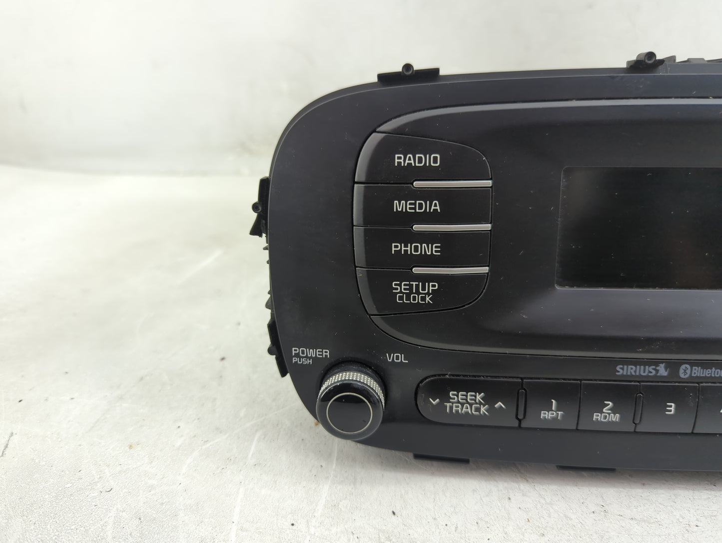 2014-2016 Kia Soul Radio AM FM Cd Player Receiver Replacement P/N:96170-B2090CA Fits Fits 2014 2015 2016 OEM Used Auto Parts
