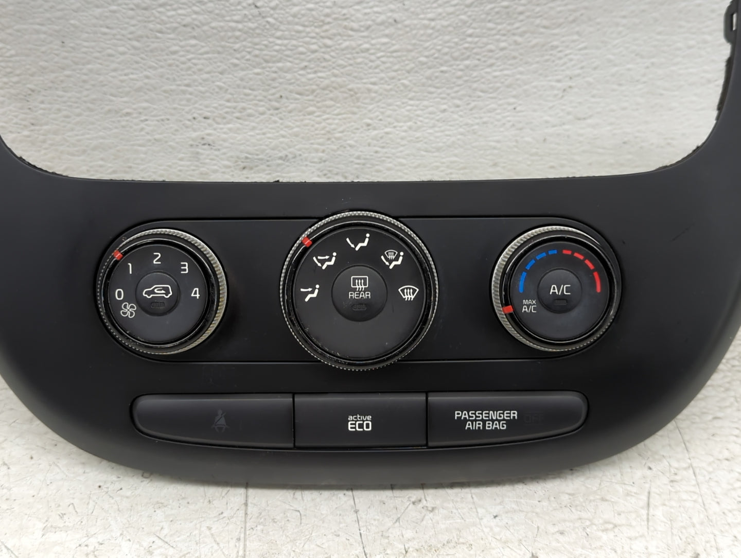 2014-2016 Kia Soul Ac Heater Climate Control 97250-b2as1asb|c500-fgdca - Oemusedautoparts1.com