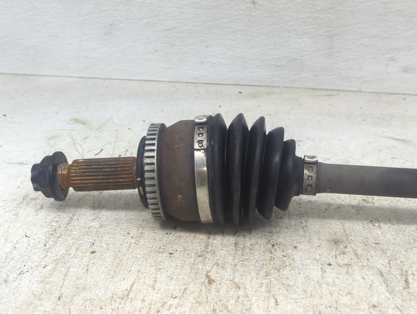 2014-2019 Kia Soul Axle Shaft Front Driver Cv C/v - Oemusedautoparts1.com