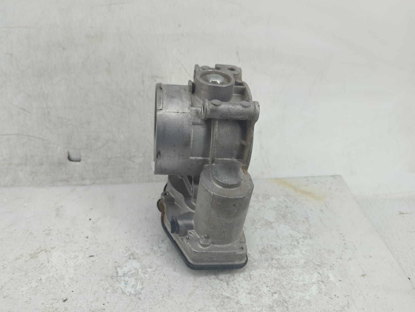 2012-2019 Kia Soul Throttle Body Fits Fits 2012 2013 2014 2015 2016 2017 2018 2019 OEM Used Auto Parts - Oemusedautoparts1.c