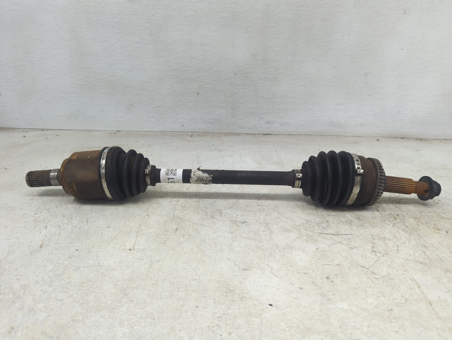 2014-2019 Kia Soul Axle Shaft Front Driver Cv C/v - Oemusedautoparts1.com