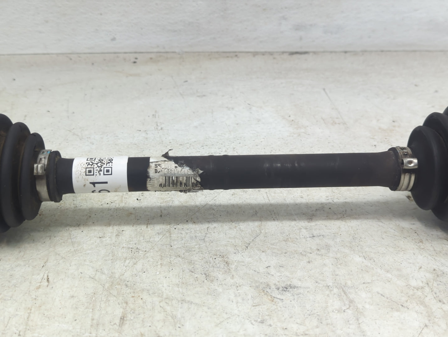 2014-2019 Kia Soul Axle Shaft Front Driver Cv C/v - Oemusedautoparts1.com