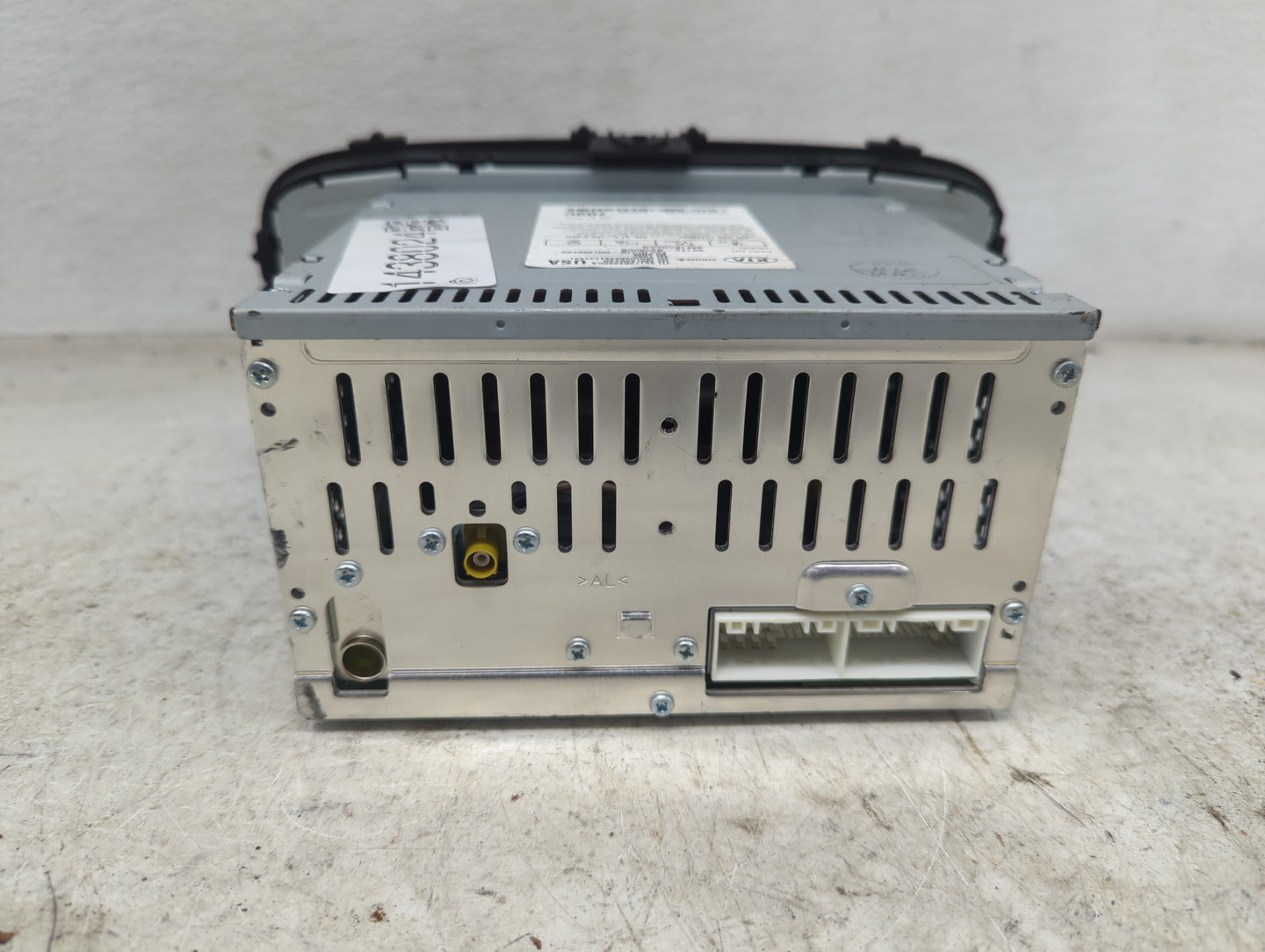 2014-2016 Kia Soul Radio AM FM Cd Player Receiver Replacement P/N:96170-B2090CA Fits Fits 2014 2015 2016 OEM Used Auto Parts
