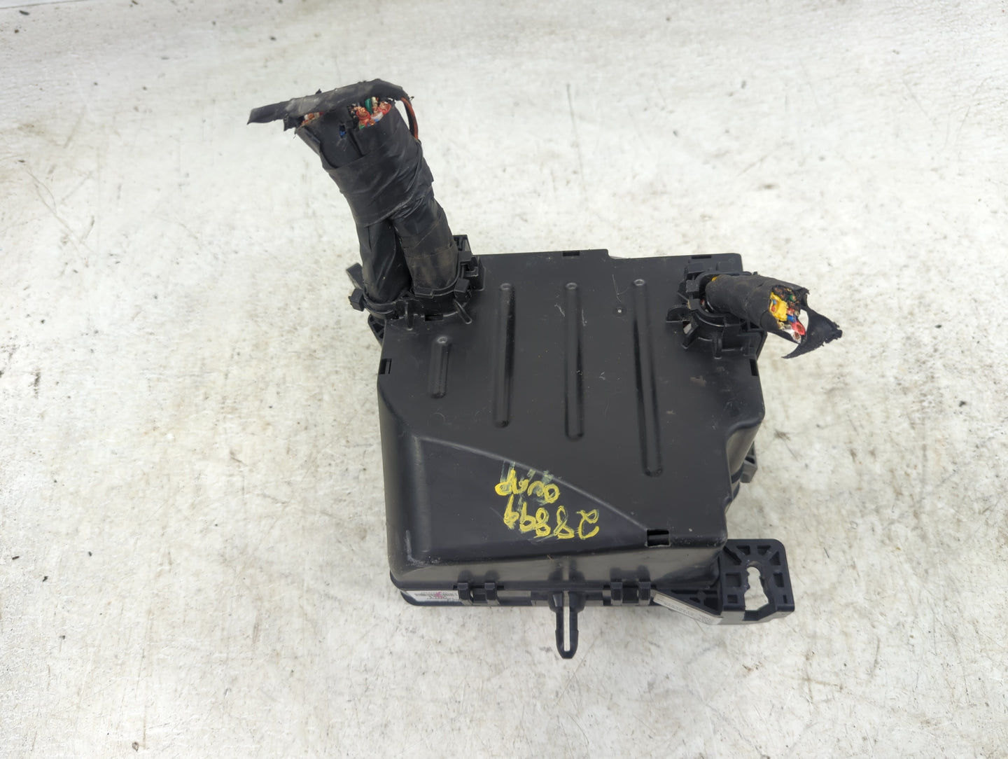 2016 Kia Soul Fusebox Fuse Box Panel Relay Module P/N:91950-B2090 Fits OEM Used Auto Parts - Oemusedautoparts1.com