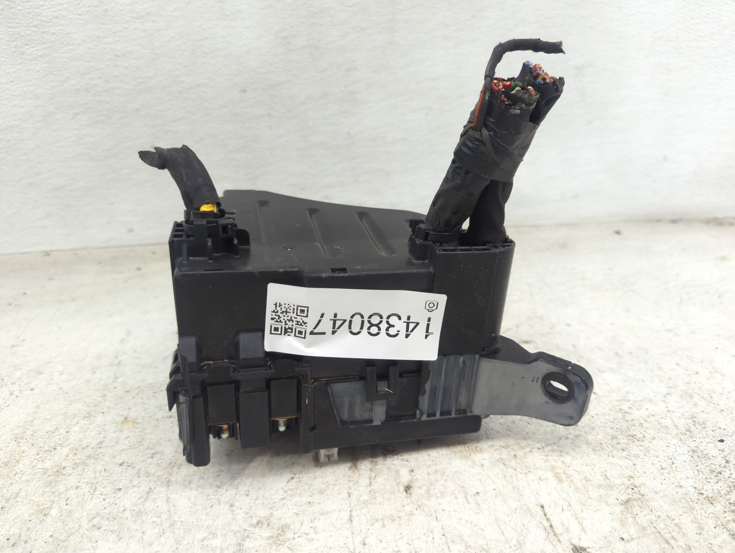 2016 Kia Soul Fusebox Fuse Box Panel Relay Module P/N:91950-B2090 Fits OEM Used Auto Parts - Oemusedautoparts1.com