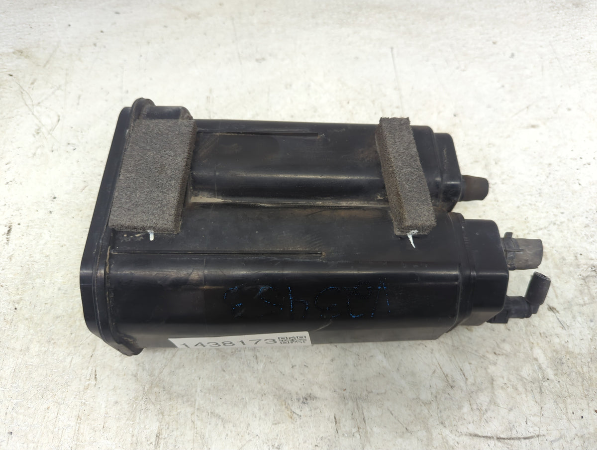 2016 Kia Soul Fuel Vapor Charcoal Canister 1438173 - Oemusedautoparts1.com