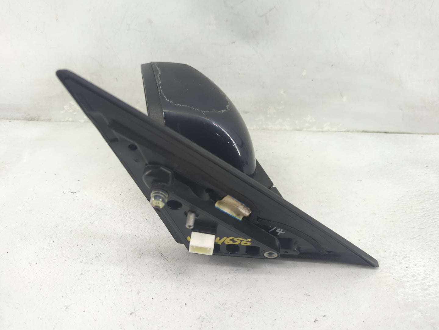 2014-2019 Kia Soul Driver Side View Mirror - Left Door Mirror OEM Used - Oemusedautoparts1.com