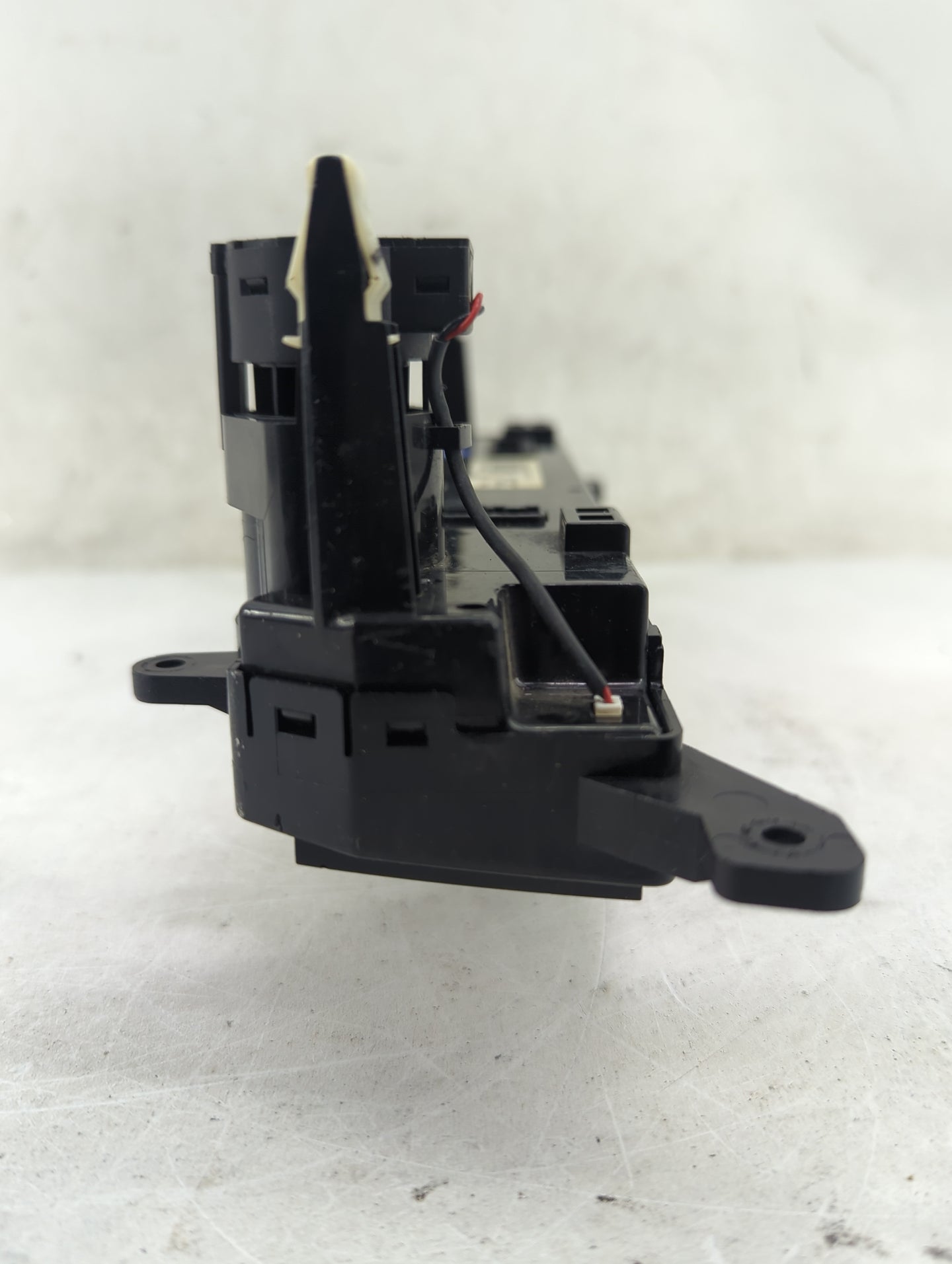 2014-2016 Kia Soul Climate Control Module Temperature AC/Heater Replacement P/N:97250-B2GQ0CA 97250-B2XXX Fits Fits 2014 201