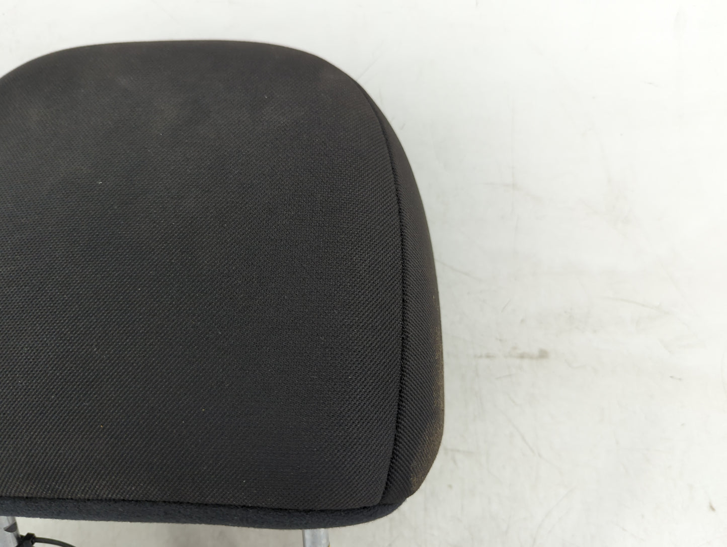 2014-2016 Kia Soul Headrest Head Rest Front Driver Seat Black - Oemusedautoparts1.com