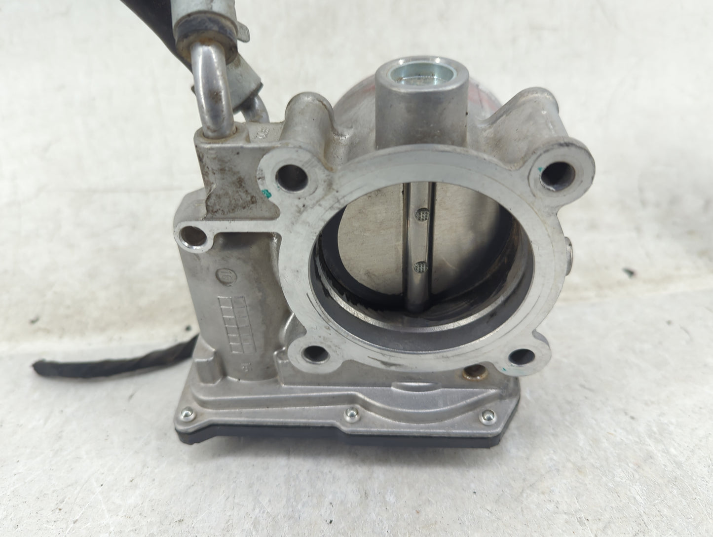 2014-2019 Kia Soul Throttle Body P/N:35100-2E000 Fits Fits 2011 2012 2013 2014 2015 2016 2017 2018 2019 2020 2021 OEM Used A