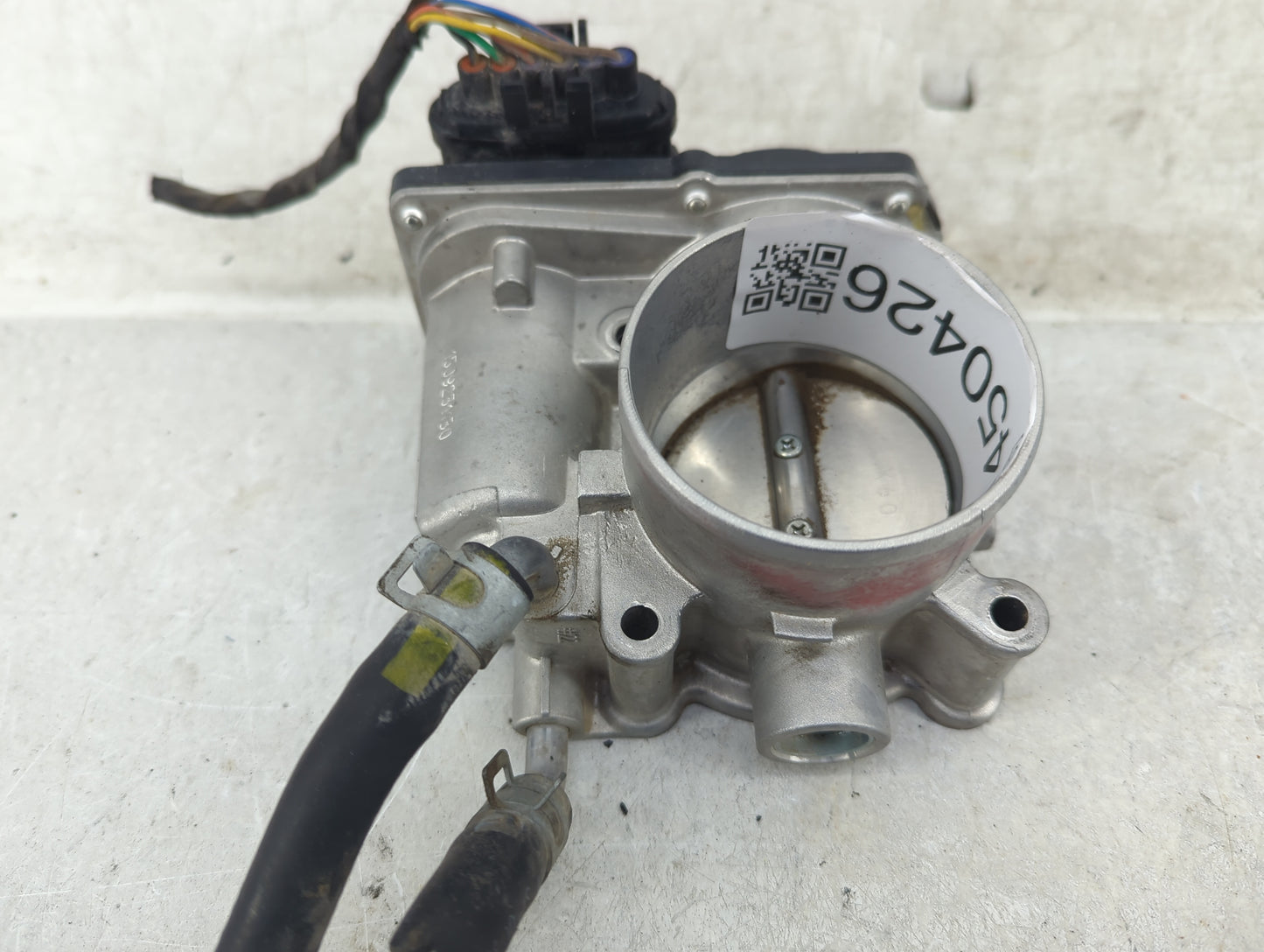 2014-2019 Kia Soul Throttle Body P/N:35100-2E000 Fits Fits 2011 2012 2013 2014 2015 2016 2017 2018 2019 2020 2021 OEM Used A