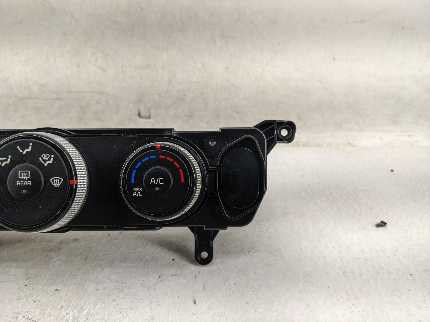 2014-2016 Kia Soul Climate Control Module Temperature AC/Heater Replacement P/N:97250-B2AS1ASB C500-F6DCA Fits Fits 2014 201