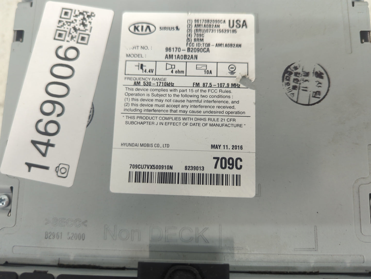 2014-2016 Kia Soul Radio AM FM Cd Player Receiver Replacement P/N:96170-B2090CA AM1A0B2AN Fits Fits 2014 2015 2016 OEM Used 