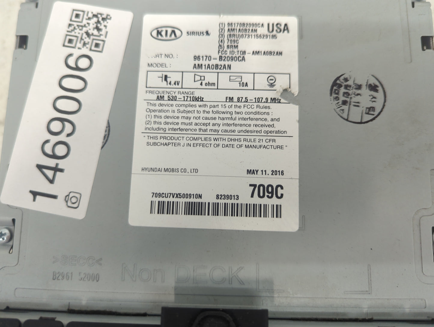 2014-2016 Kia Soul Radio AM FM Cd Player Receiver Replacement P/N:96170-B2090CA AM1A0B2AN Fits Fits 2014 2015 2016 OEM Used 