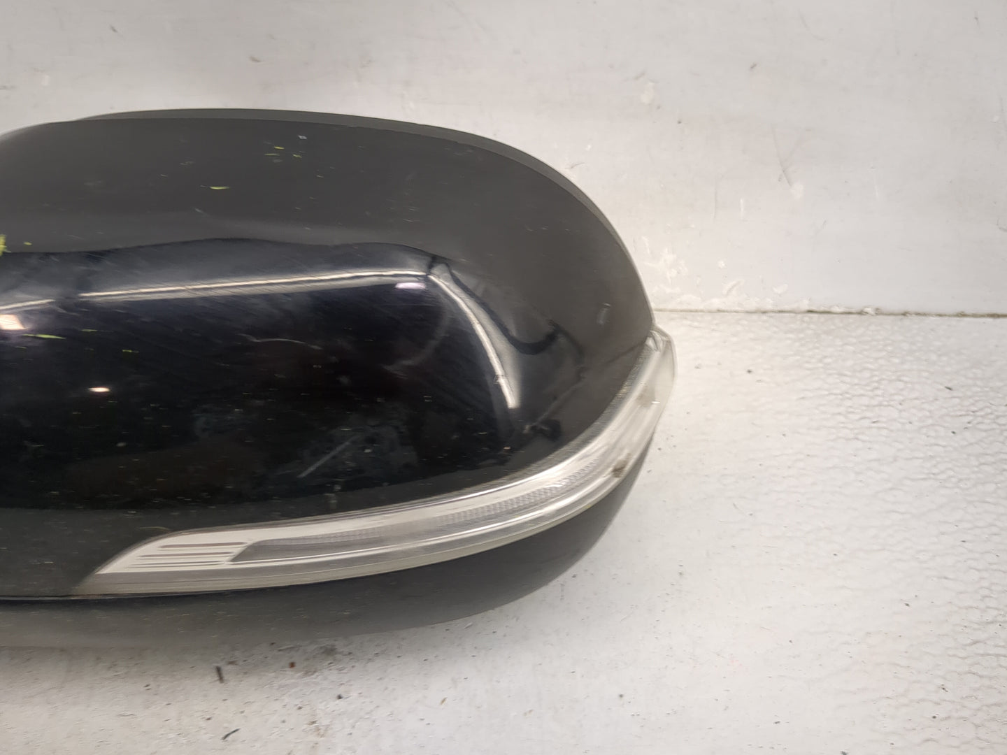 2014-2019 Kia Soul Driver Side View Mirror - Left Door Mirror OEM Used - Oemusedautoparts1.com